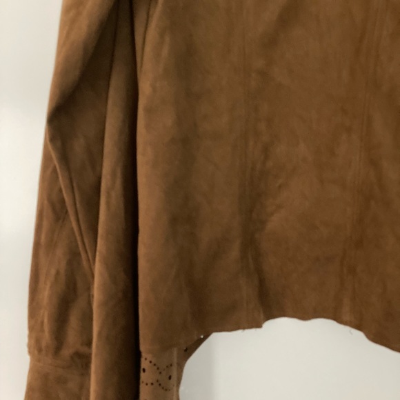 American Rag Cie Laser Cut Faux Suede Jacket - Picture 9 of 10